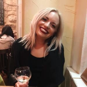 Meet your Posher, Hayley